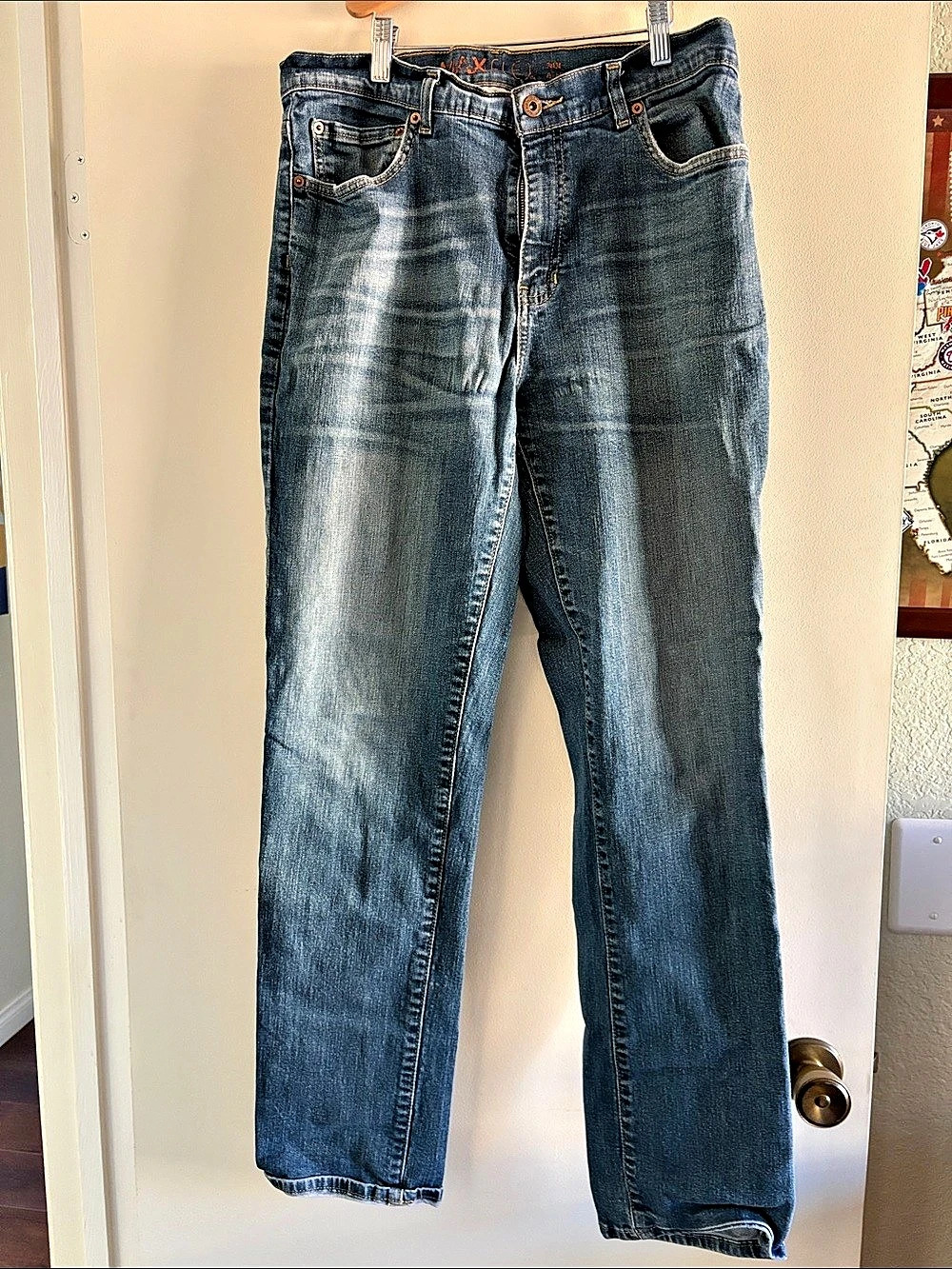 Urban Pipeline Men's Athletic Jeans Waist 34 Blue